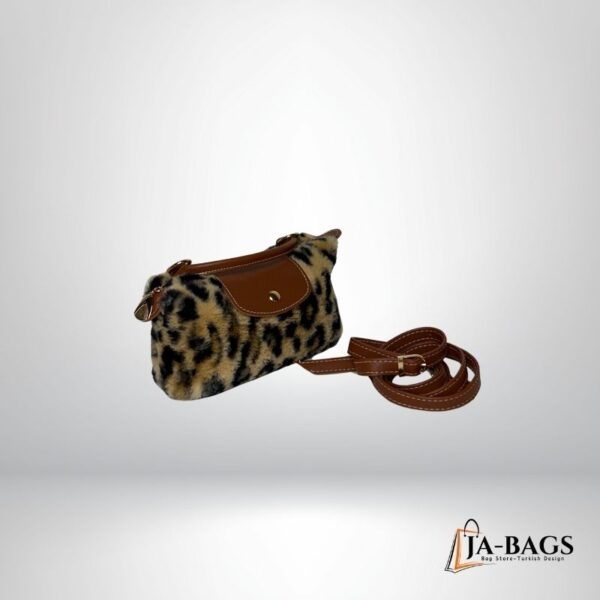 Arya Tüylü Pelus Leopar Çanta 3